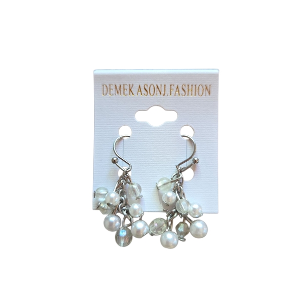 Silver White Pearl Cluster Earrings - Picture 1 of 9